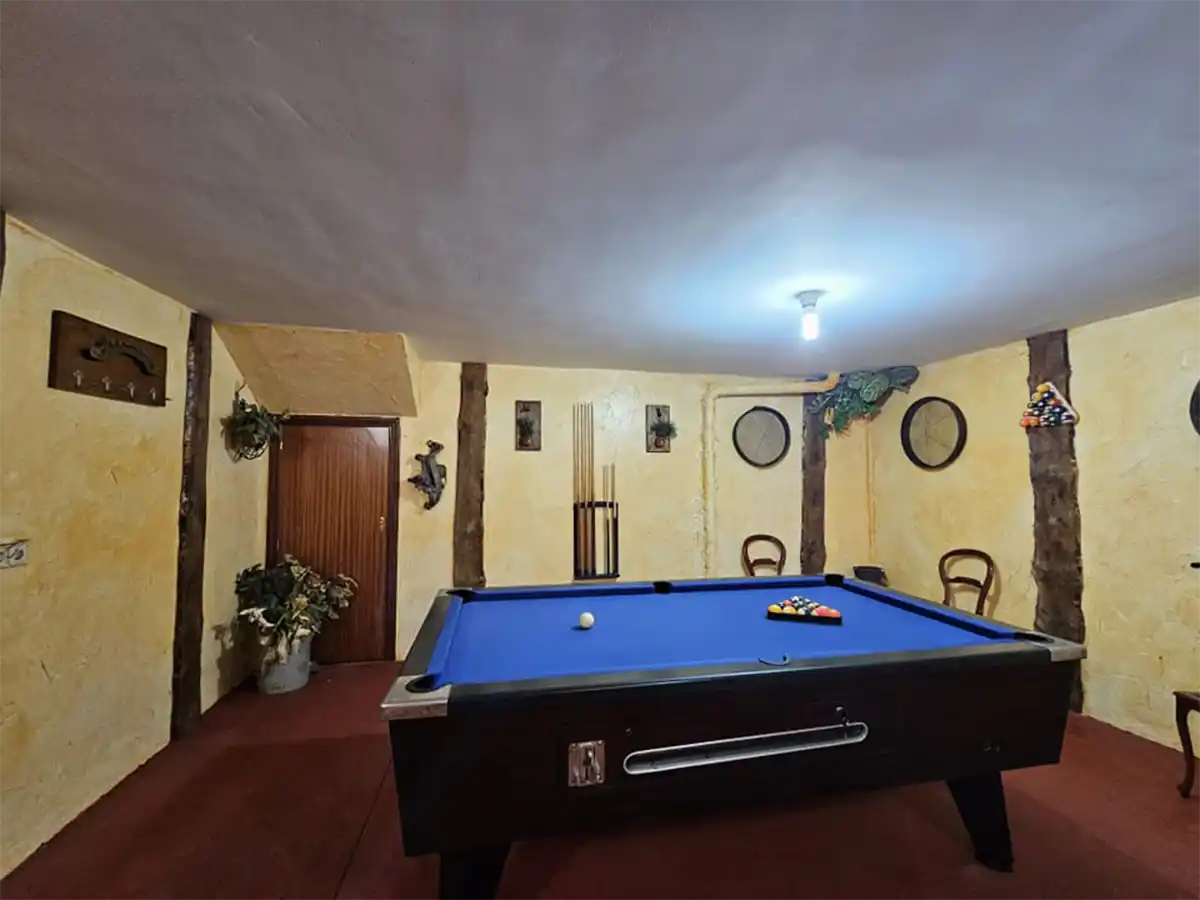 Casa Rural Valderaduey. Billar